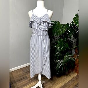🛍️a new day white,blue-striped ruffle slip dress size XS stretch